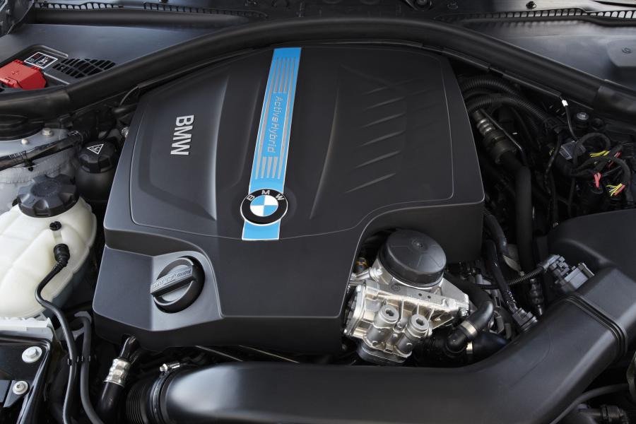  BMW ActiveHybrid 3 2012 года  (фото 34 из 102)